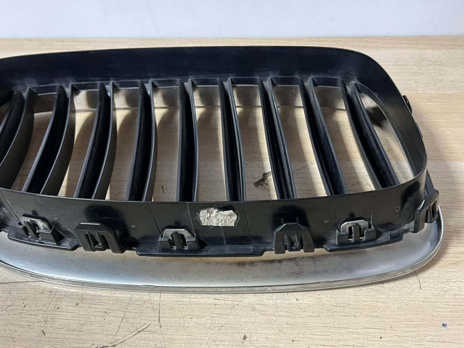 BMW 5 Series GT F07 2009 Front Left Upper Bumper Grille Trim Chrome OEM 7200169