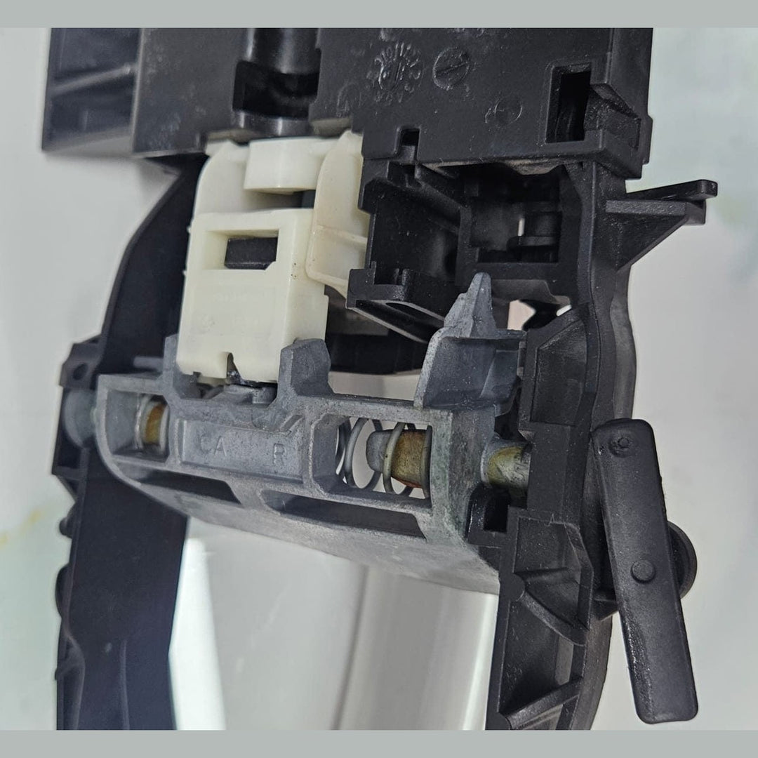 BMW 3 G20 Front Right Door System Latch 5121 7445042 OEM