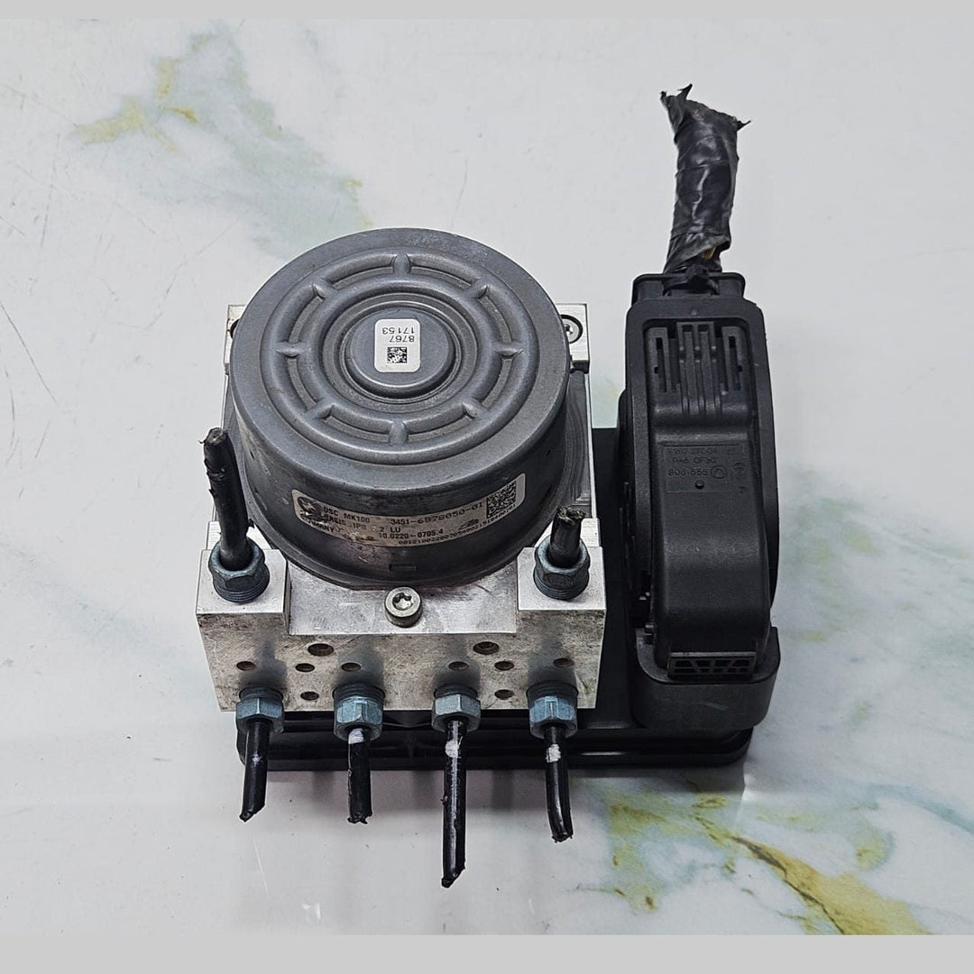 2015-2016 BMW X1 Abs Hydraulic Pump Control Module 6878051