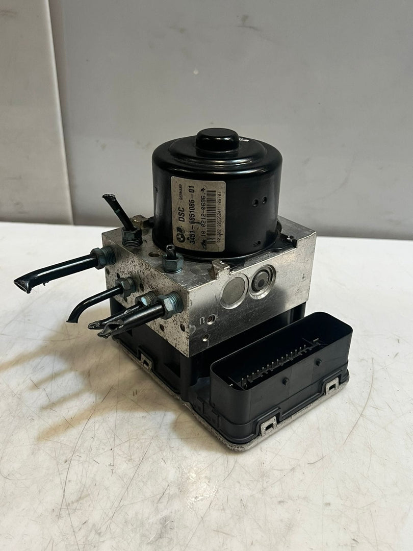 2011-2017 BMW X3 F25 and X4 F26 Abs Pump Module ASSEMBLY 6851087 OEM