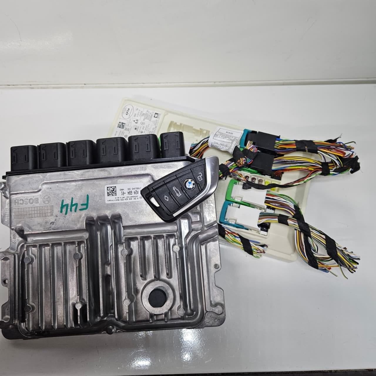 5A2A684-2019 BMW F44 218I B38 2.0 Engine Control Unit ECU DDE Key Set