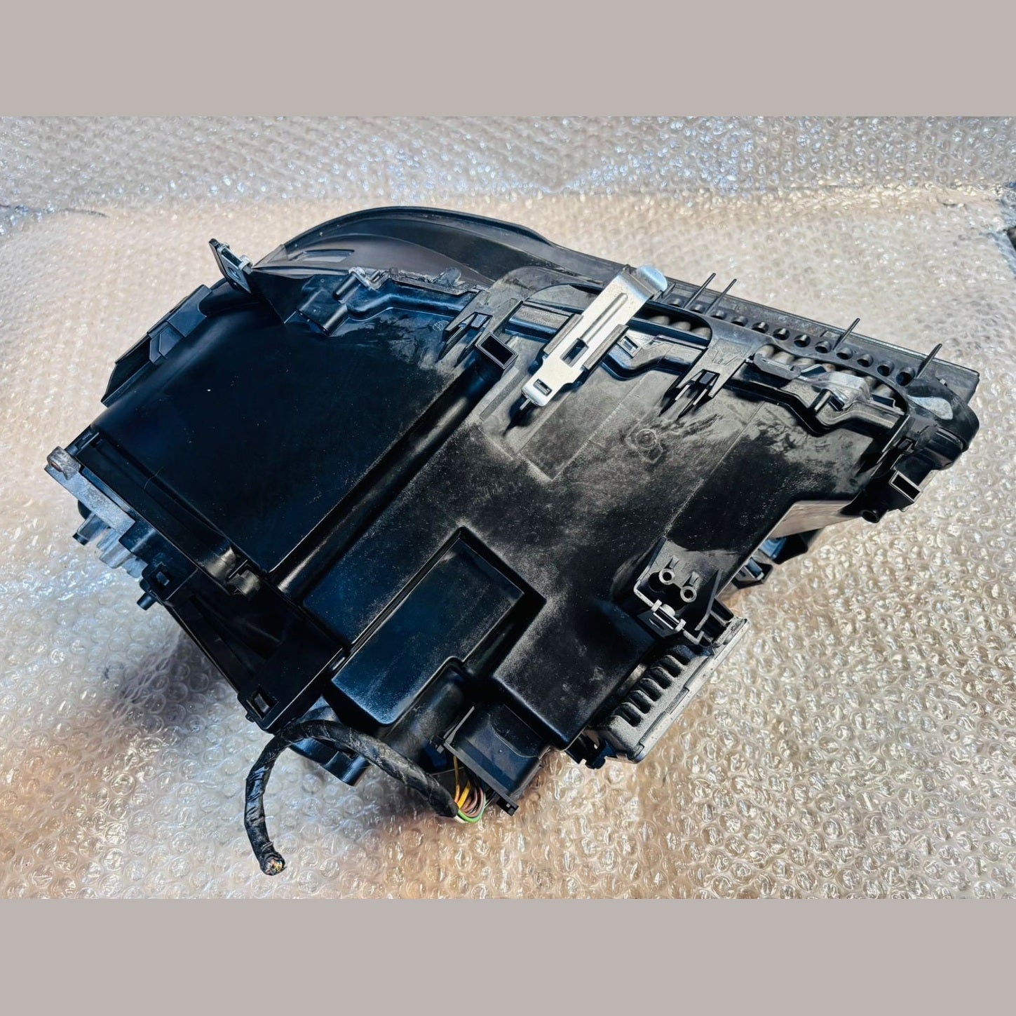 Bmw 7 Series F02 740LI 740I 2009-2012 Daynamic Xenon Right side Headlamp 7182152