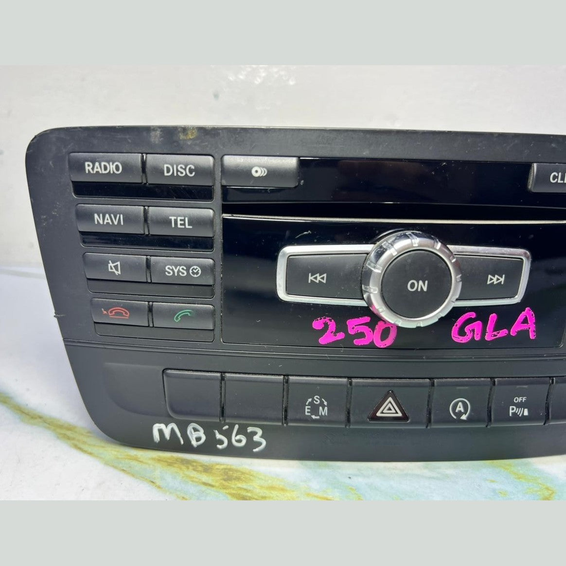 13–17 Mercedes W246 CLA B-Class Radio Audio Head Unit CD Player A246 9000916 OEM