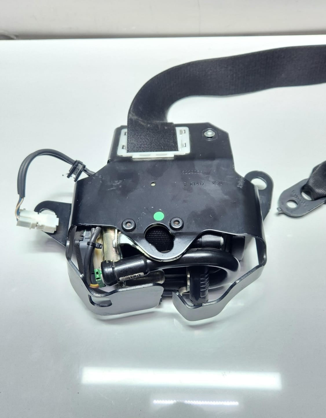 2014-2018 BMW 640i Front Passenger Seat Belt 6286355 F06 F12 F13 OEM