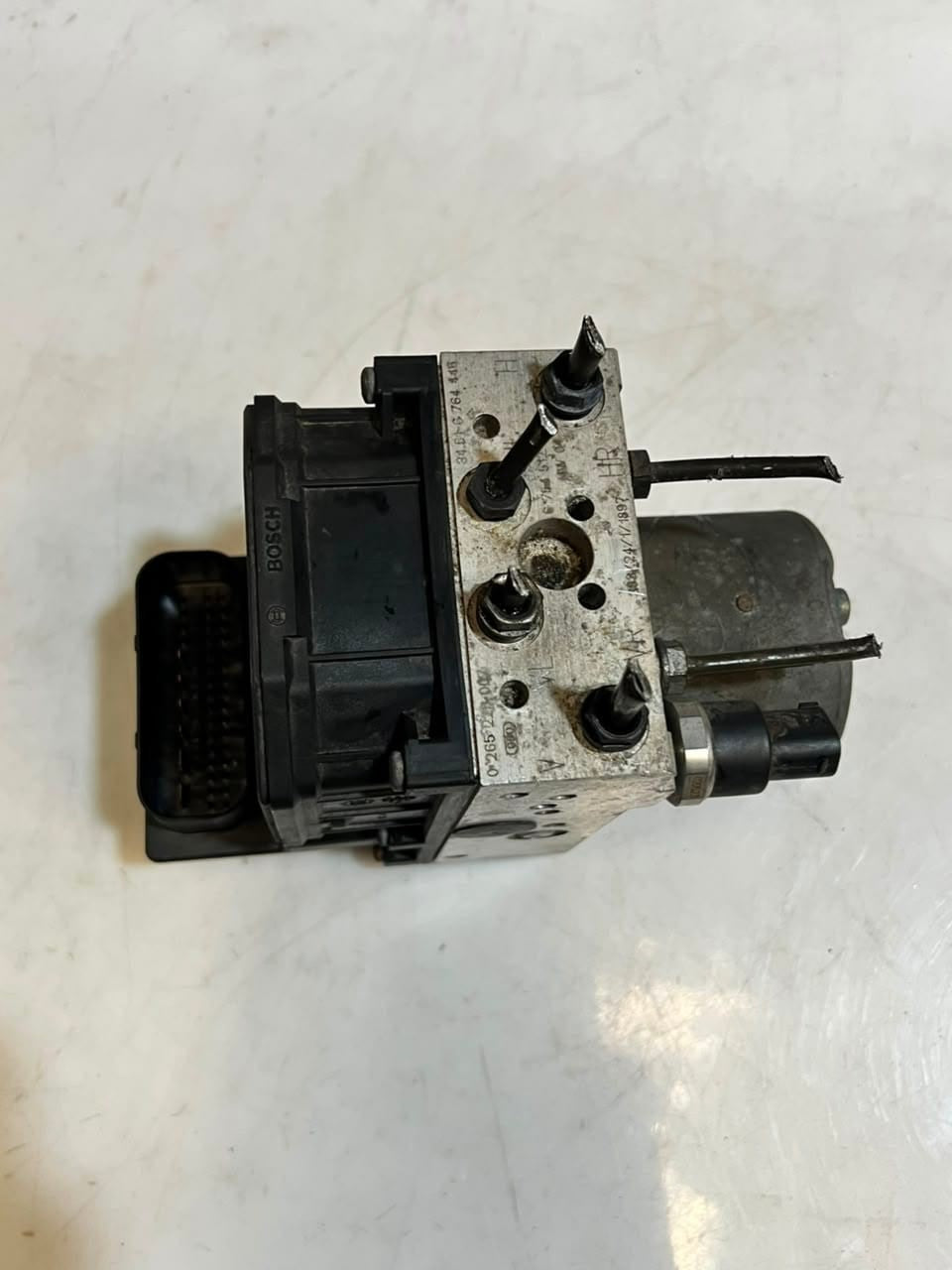2001-2006 BMW 7 Series E65 E66 E67 Abs hydraulic Pump 6764448 OEM