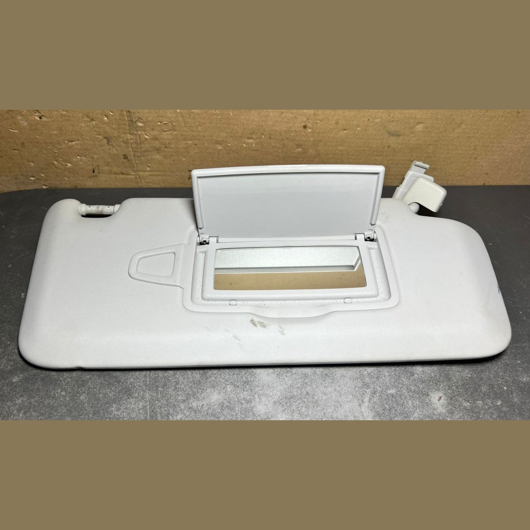 14-18 Mercedes W205 C-Class Front Right Side Sunvisor Sun Shade A205 8100210