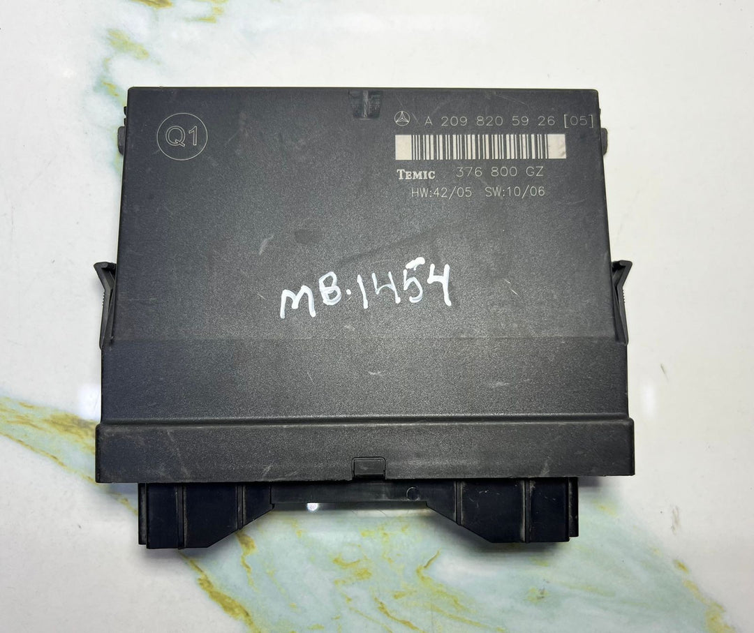 2006-2009 Mercedes-Benz W209 CLK Rear Body Control Module BCM A2098205926