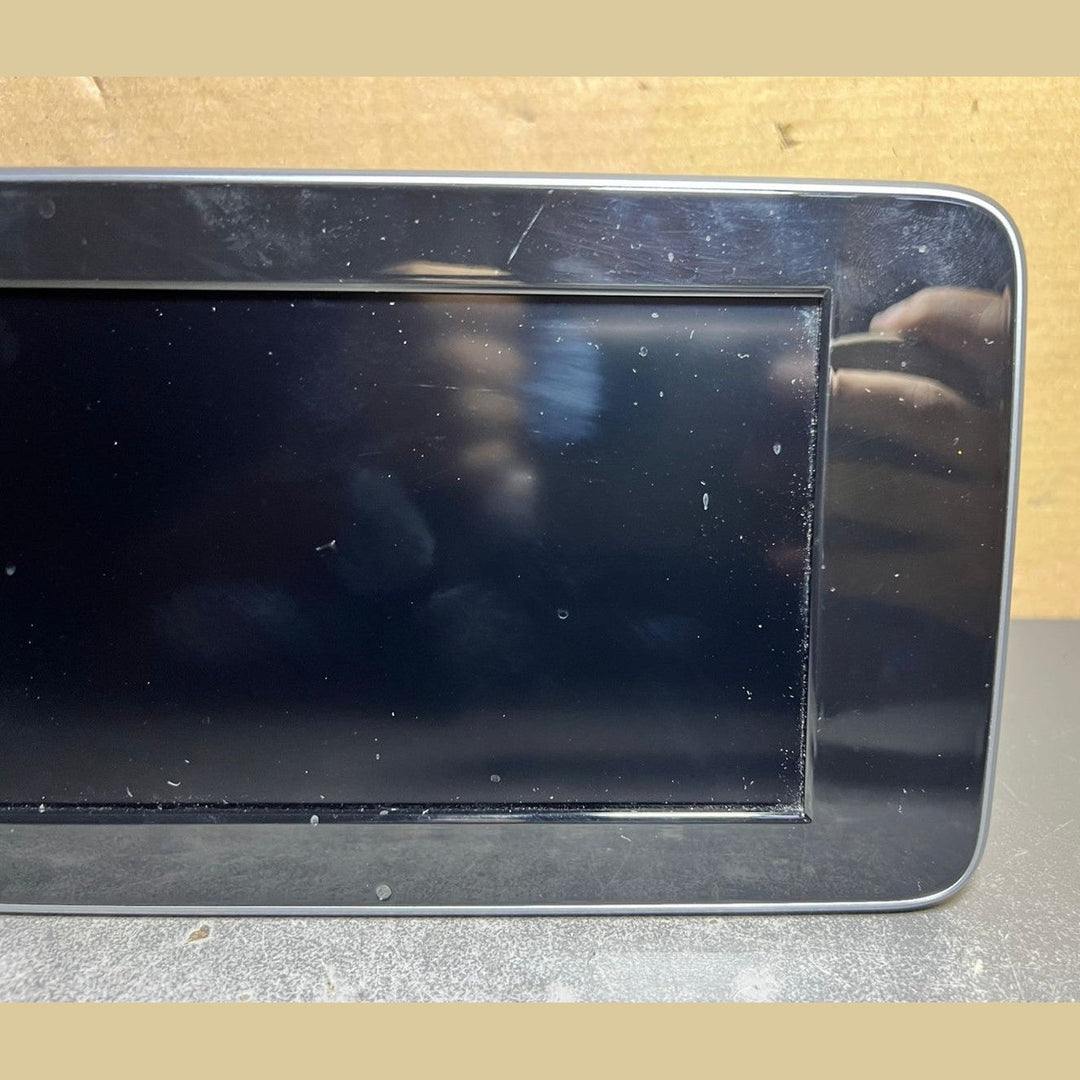 14-18 Mercedes-Benz W205 C-Class Navigation Display Screen Monitor A205 9004113