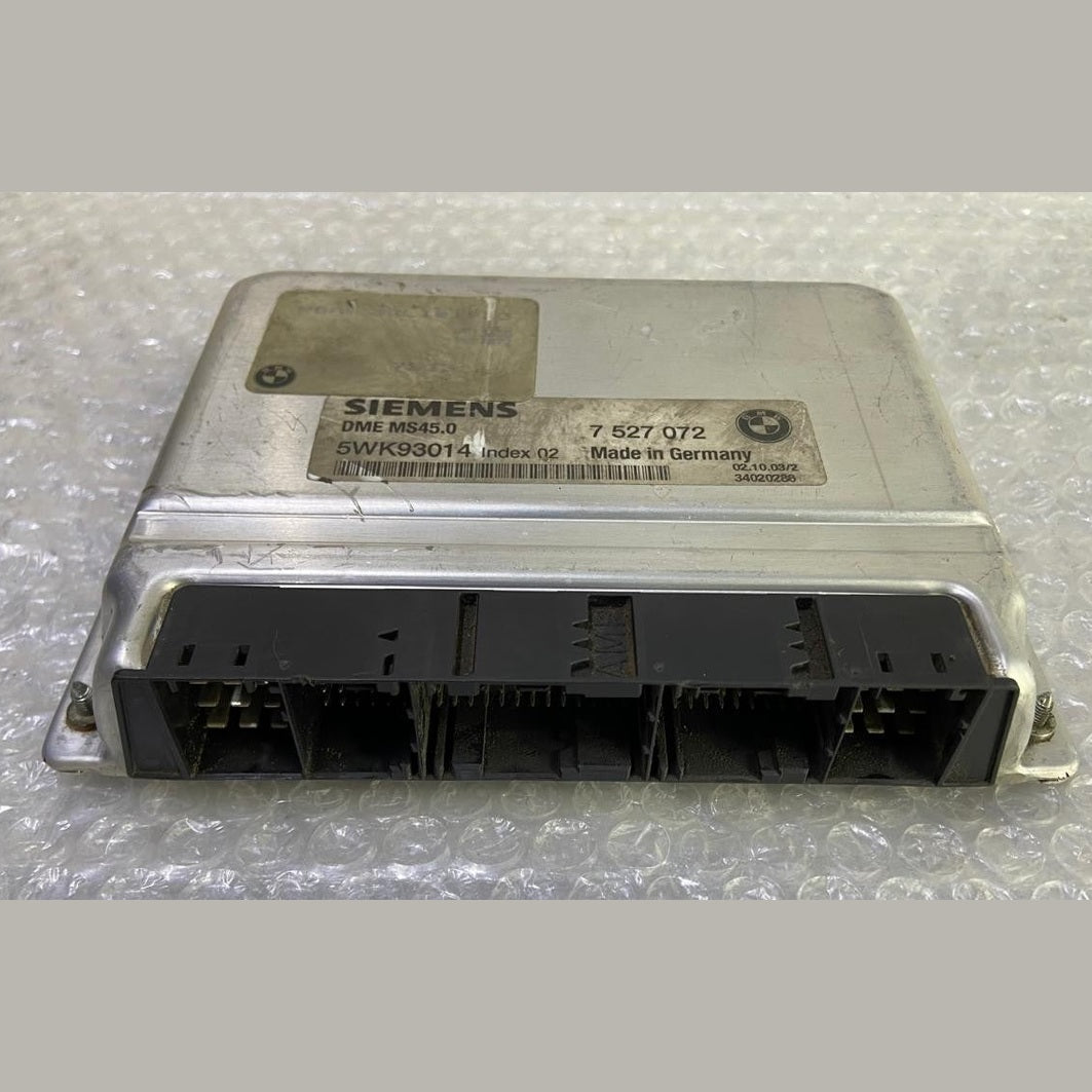 OEM BMW 5 SER 530i E60 E61 SEDAN x3 ENGINE CONTROL MODULE ECU ONLY DME 7527072