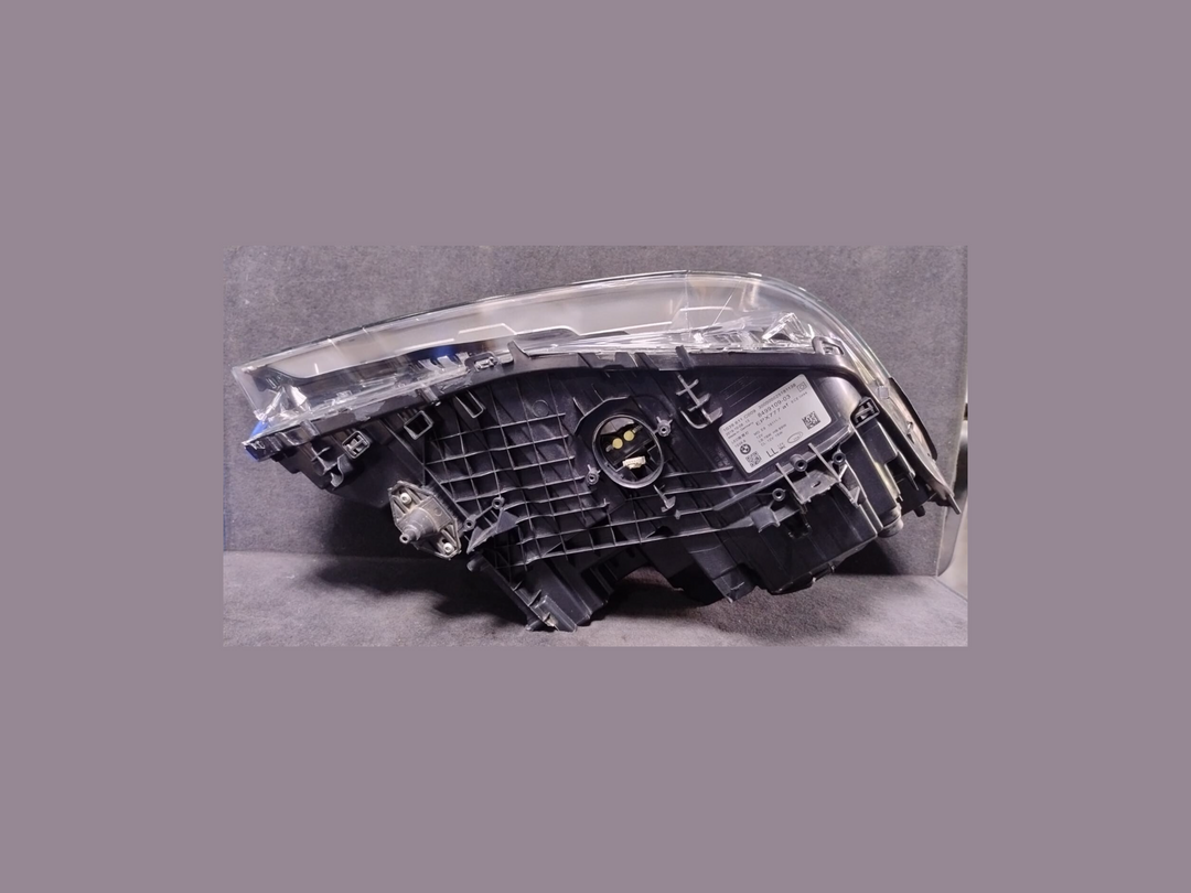 BMW 5 SERIES  G30 LED  ADAPTIVE  LEFT  HEADLIGHT OEM ORGINAL HEADLAMP  8499109