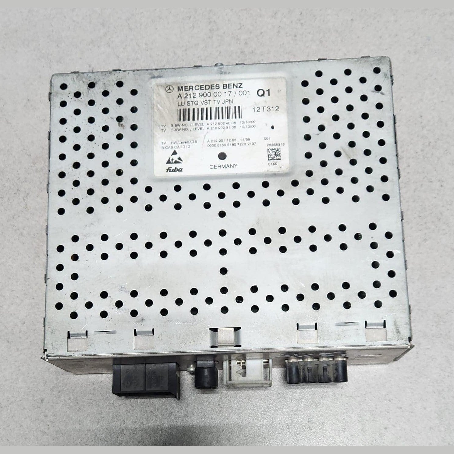 2011-2014 Mercedes-Benz C180 Digital Radio Tv Tuner A2129000017 W212 and C-Class
