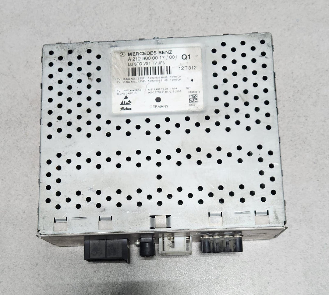 2011-2014 Mercedes-Benz C180 Digital Radio Tv Tuner A2129000017 W212 and C-Class