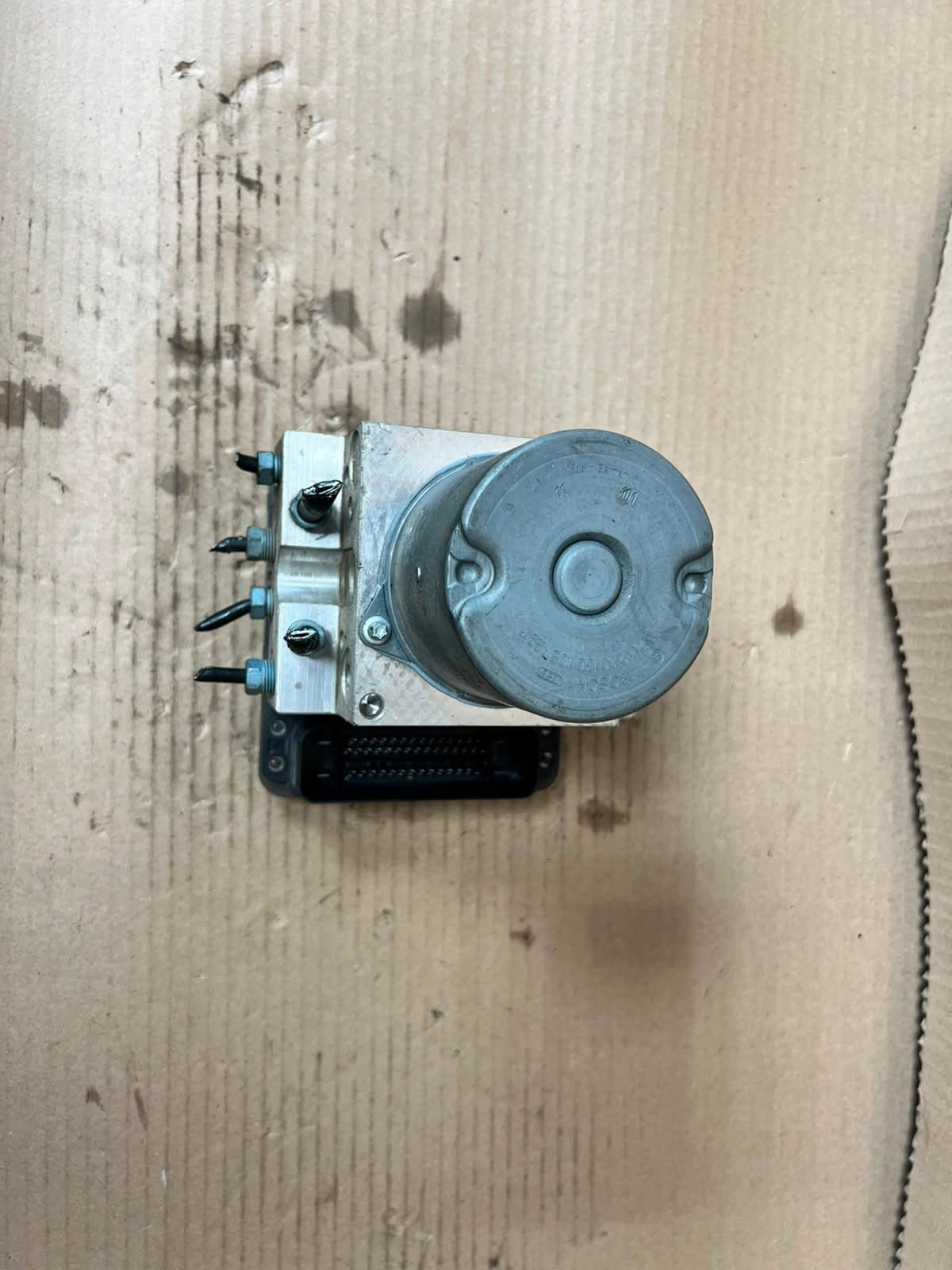 2011-2012 BMW 5-Series F07, F10, and F11 528i ABS Control Module 6799515 OEM