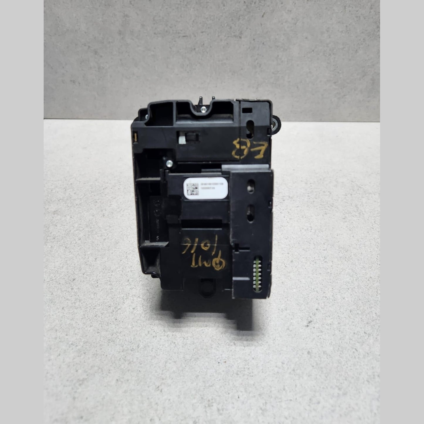 2010 BMW 550i GT Automatic Gear Shift Selector 9218101 F10 5 Series F07 550i GT