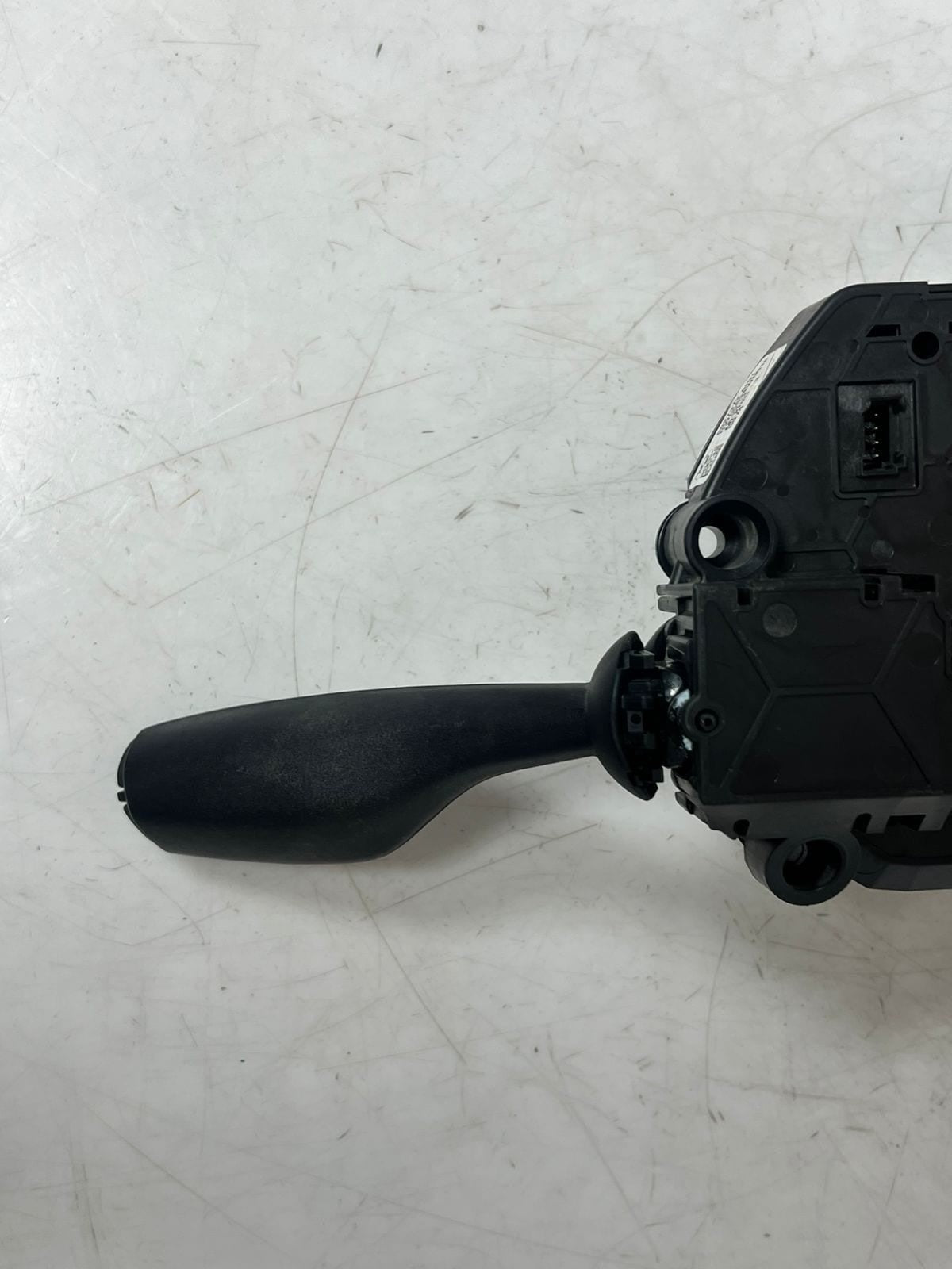 2015-2020 BMW X1 F45 F46 F48 X2 F39 X5 F15 F85M Steering Column Switch 6827372