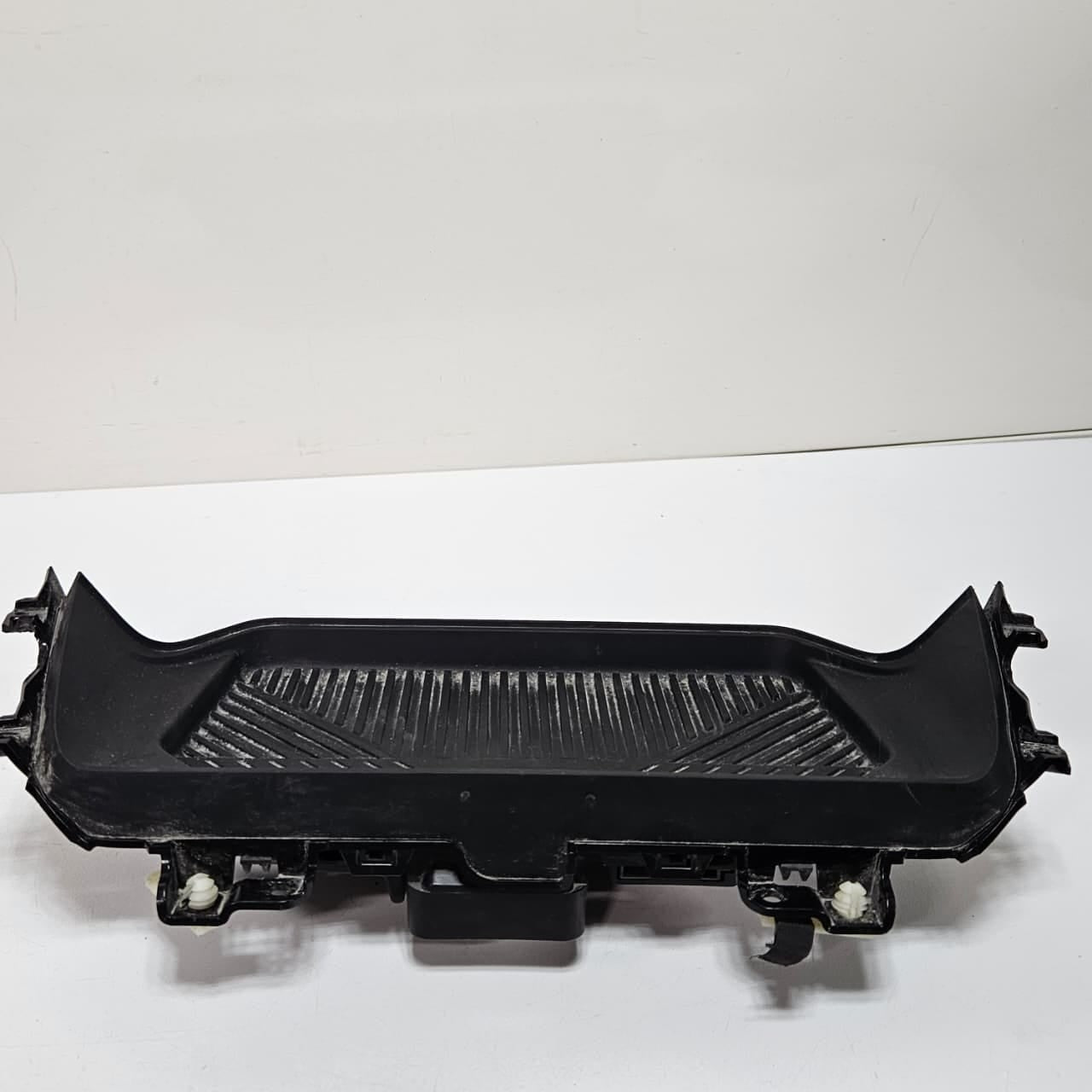 2022-2024 BMW X1 U11, X2 U10, X3 G45, Wireless Charging Tray 5A623B0