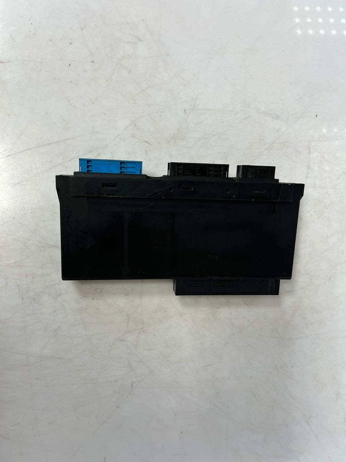 2011-2016 BMW 5' 535i 528i, 550I Junction Box Control Module BCM 9228492 OEM
