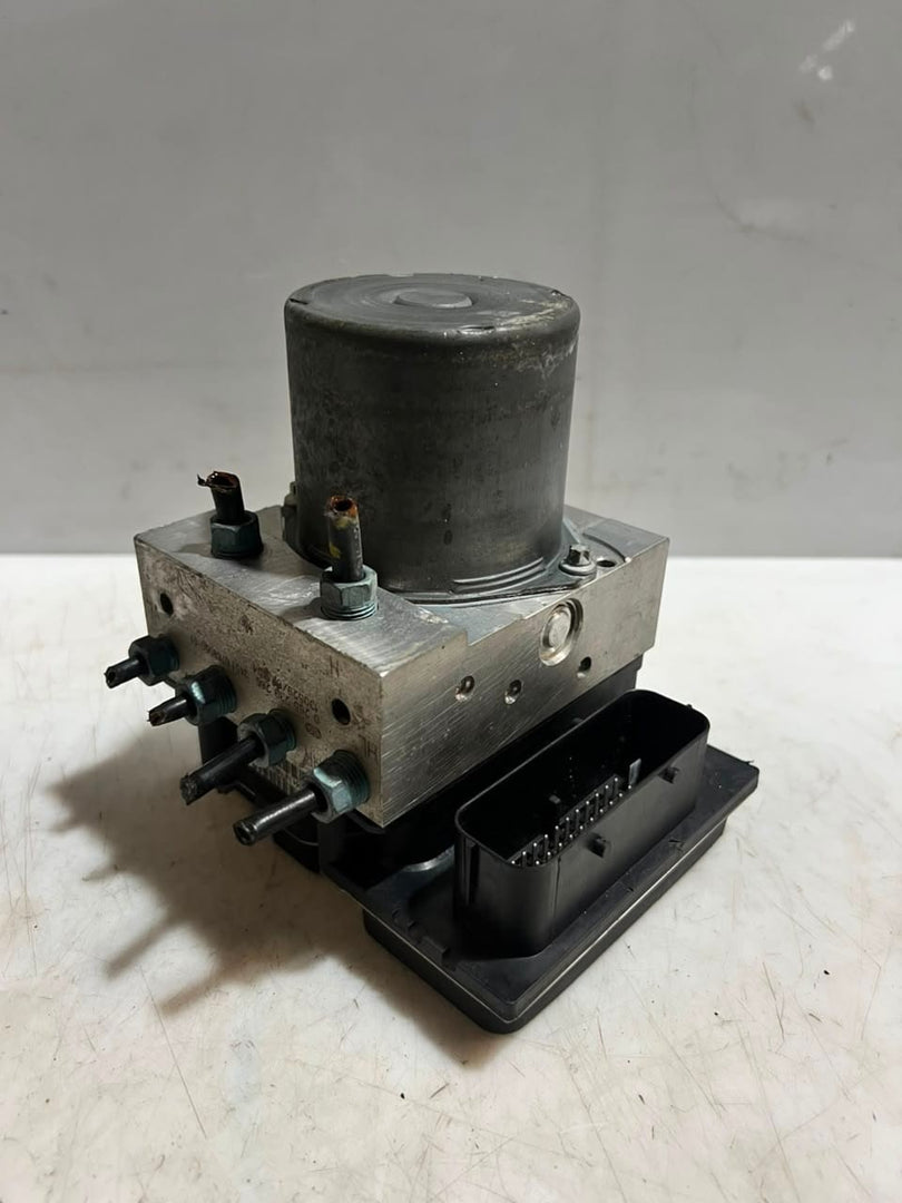 2010-2015 BMW X1 E84 ABS Hydraulic Brake Pump Control Module 6860214 OEM