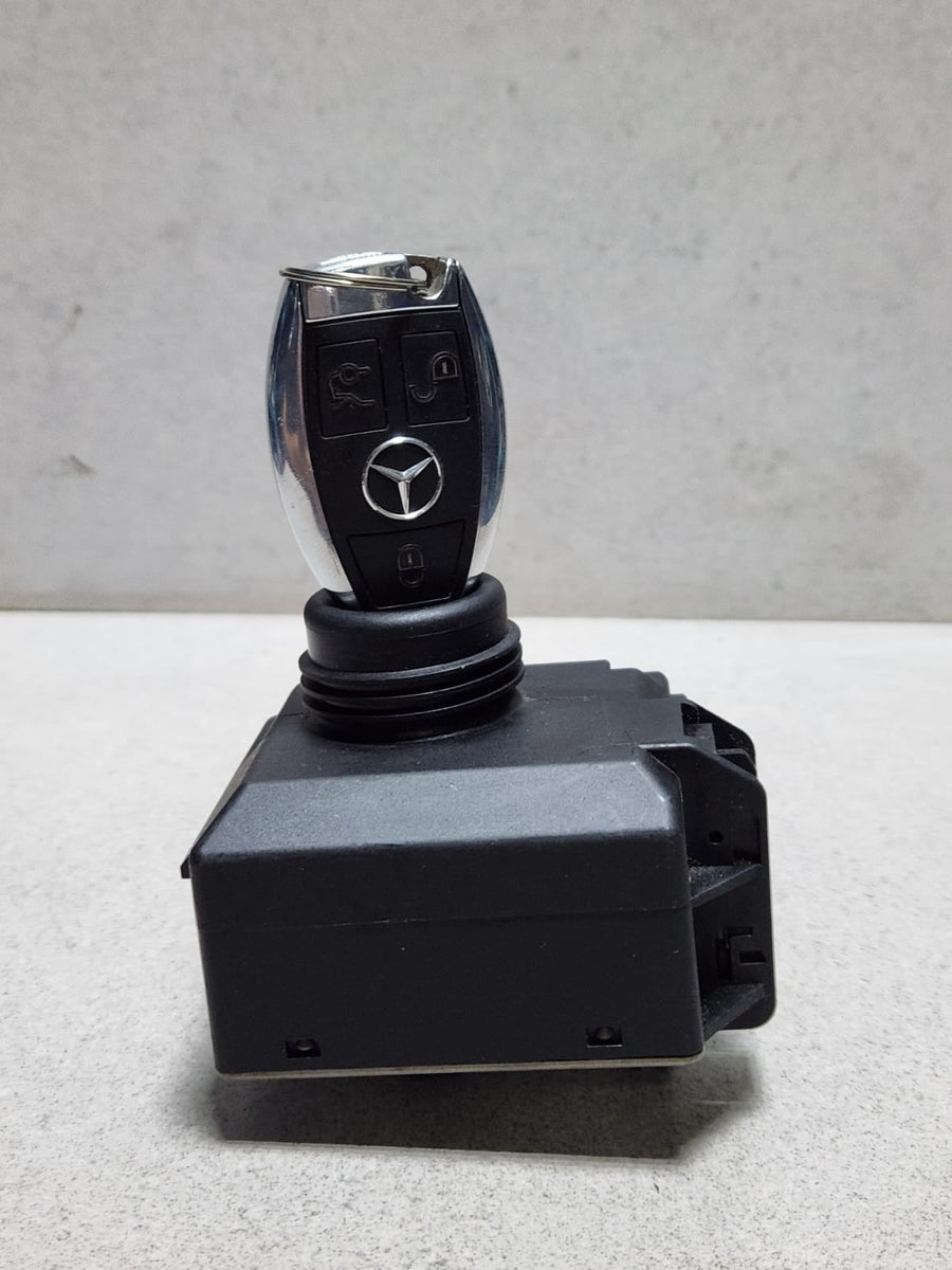 Mercedes Ignition Switch Lock Control Unit Module A2125450108