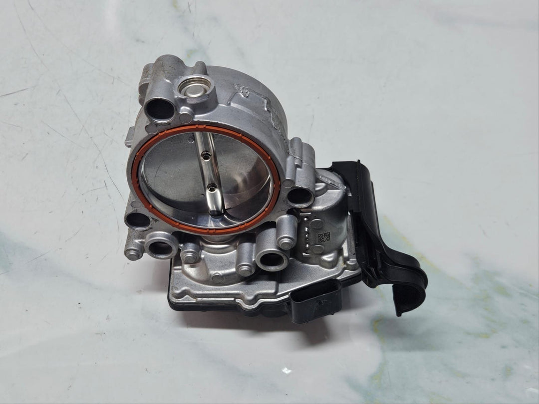 2024 BMW X5 G05 THROTTLE BODY VALVE 3.0L 9847189 OEM