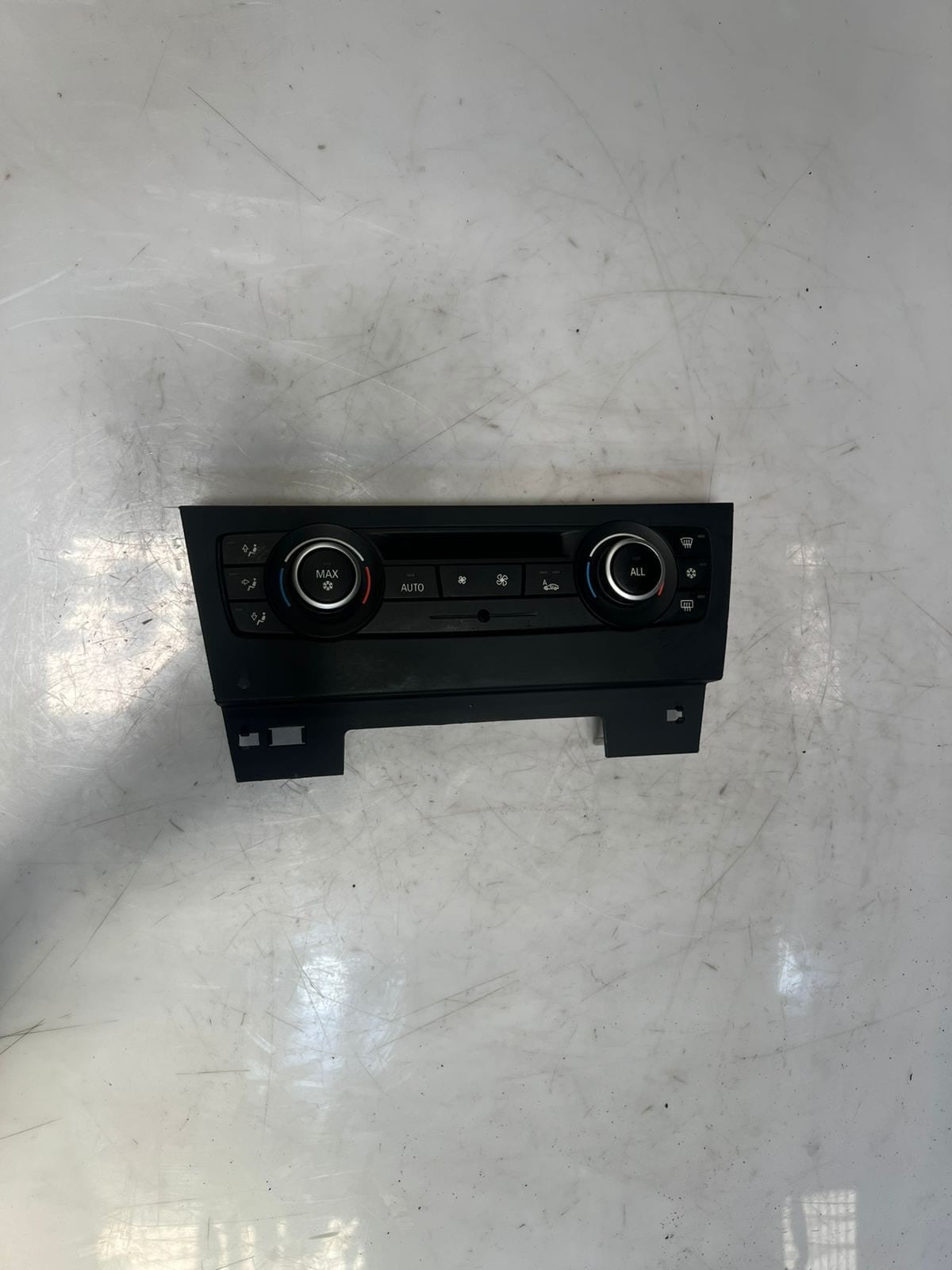 BMW 1 3 Series E81 E82 E87 E88 E90 Climate Control Unit 9263303 OEM