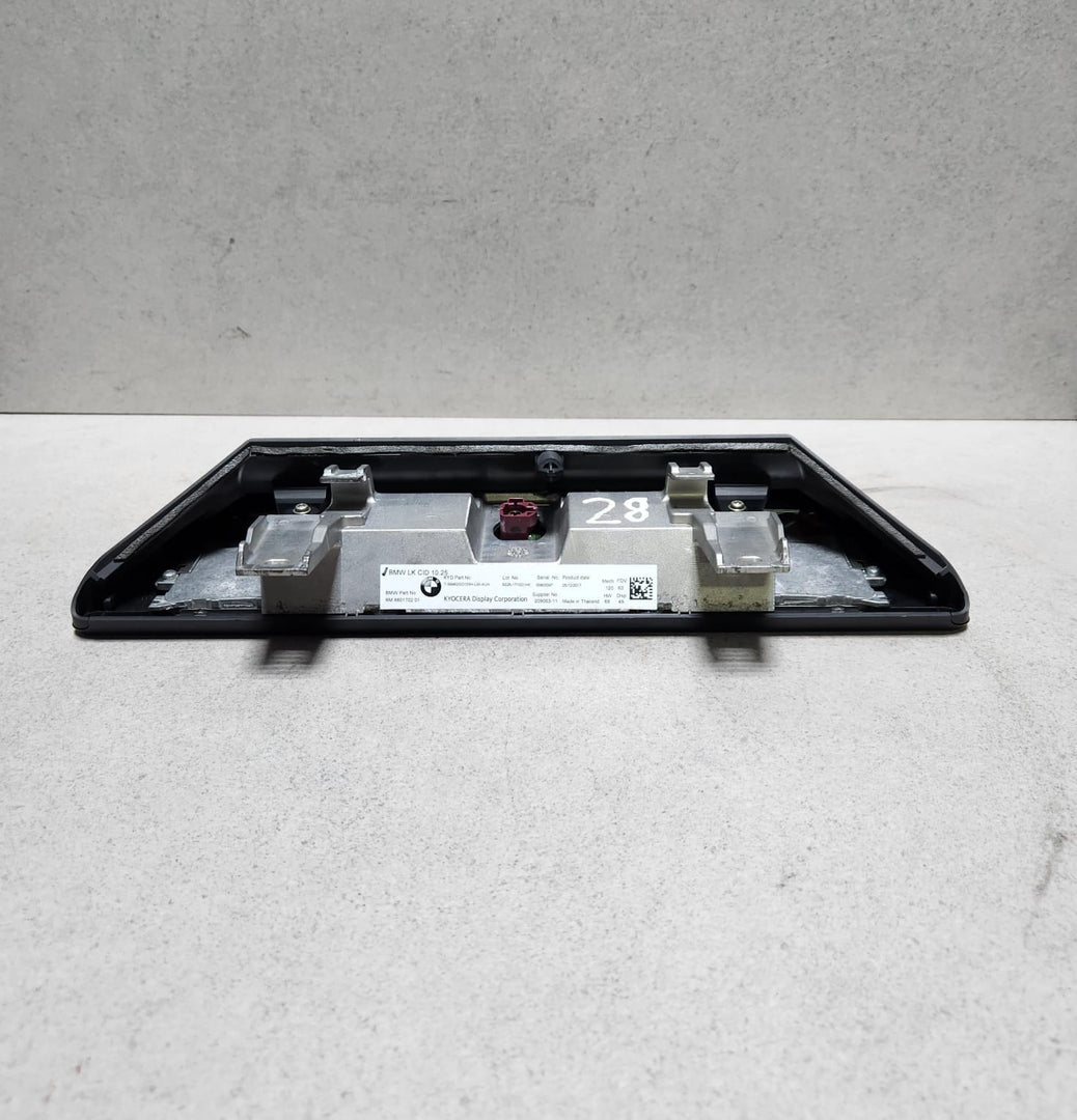 2018 BMW 530i Display Screen 8801702 G30 G31 530i 540i and M5