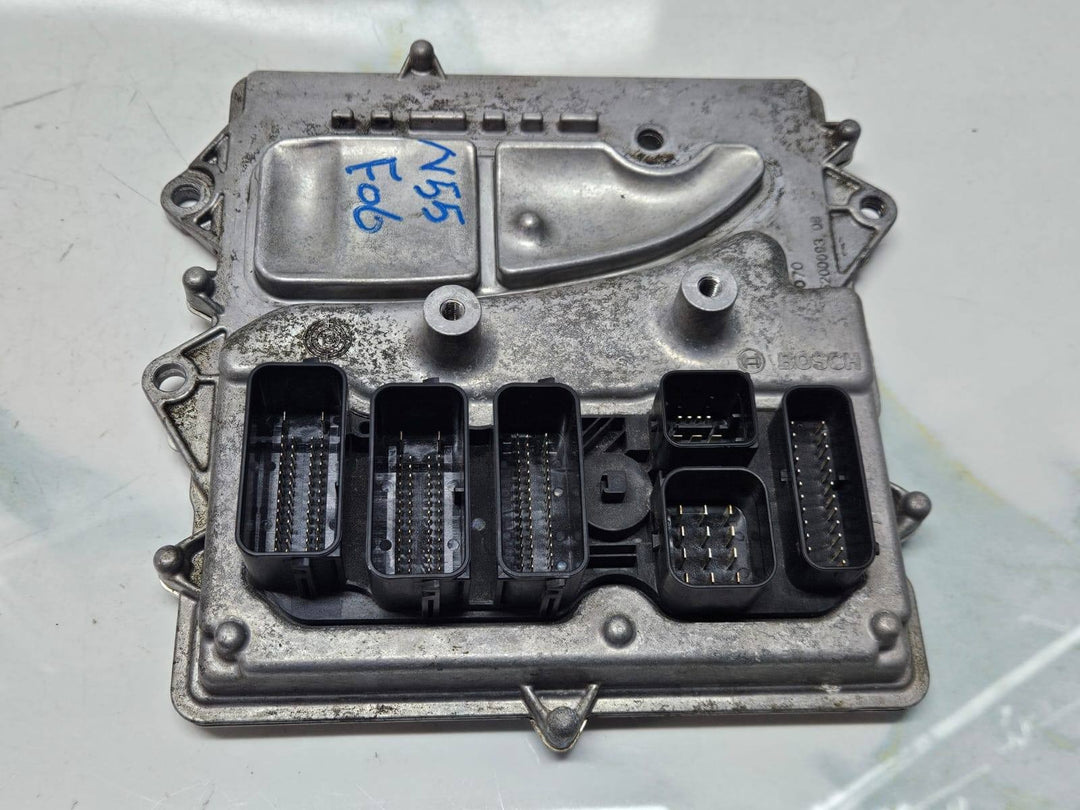 2012-2016 BMW F10 535i, F06 640i, and 740i N55 Engine Control Unit DME 8631748 