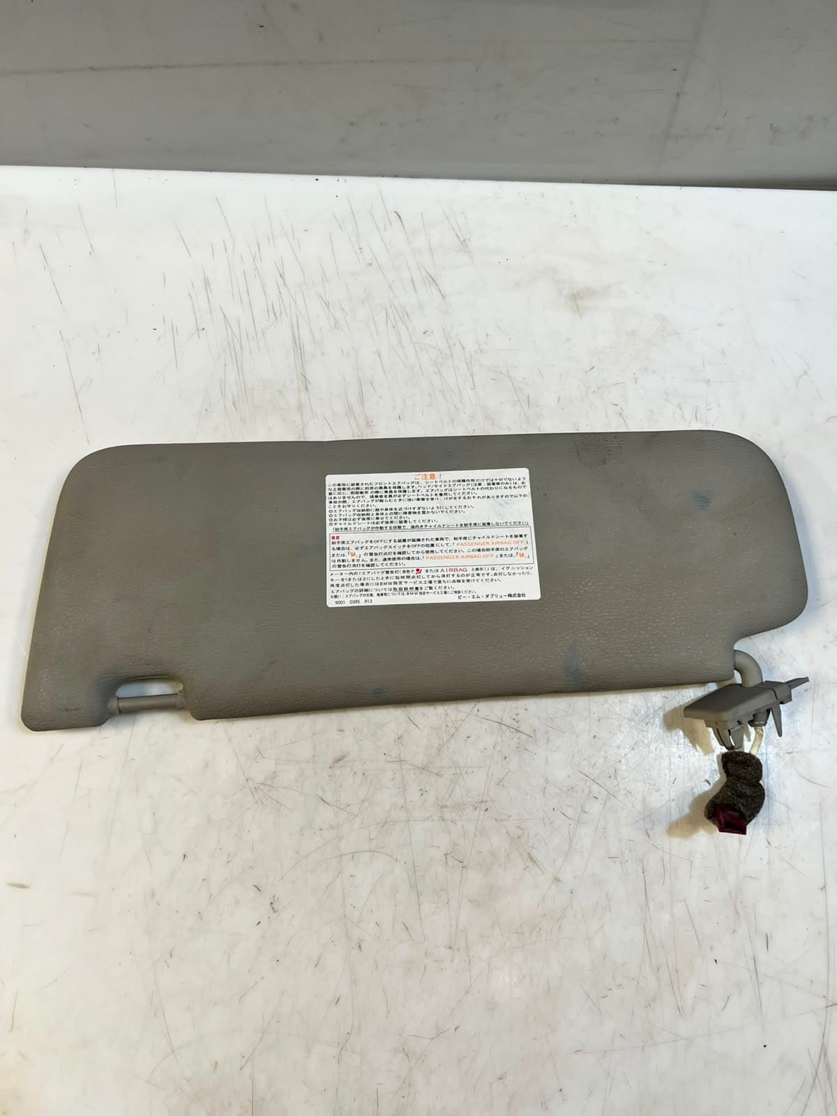 2006-2007 BMW 3 Series and 5 Series E90 E60 F34 GT650i Sun Visor 90010395913