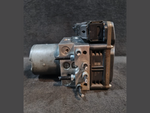 Load image into Gallery viewer, BMW F06 F10 F12 F13 650i 640i 528i 535i 550i ANTI-LOCK BREAKING SYSTEM - 6852808
