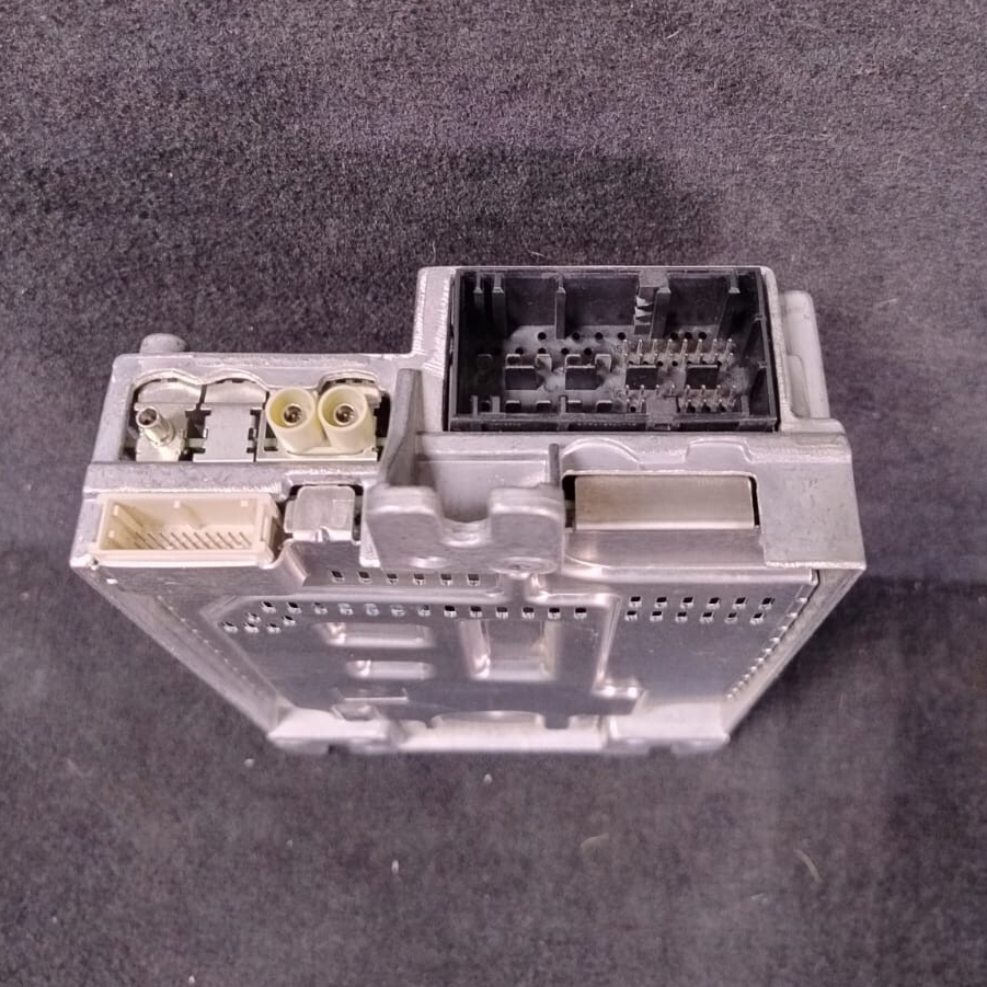 BMW M2 M3 M4  330I X5 X6  AUDIO SOUND RECEIVER CONTROL UNIT  OEM 5A923D3