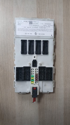 BMW F20 F21 F30 F31 F32 Body Control Comfort Module Unit FEM ECU LR01 9868383