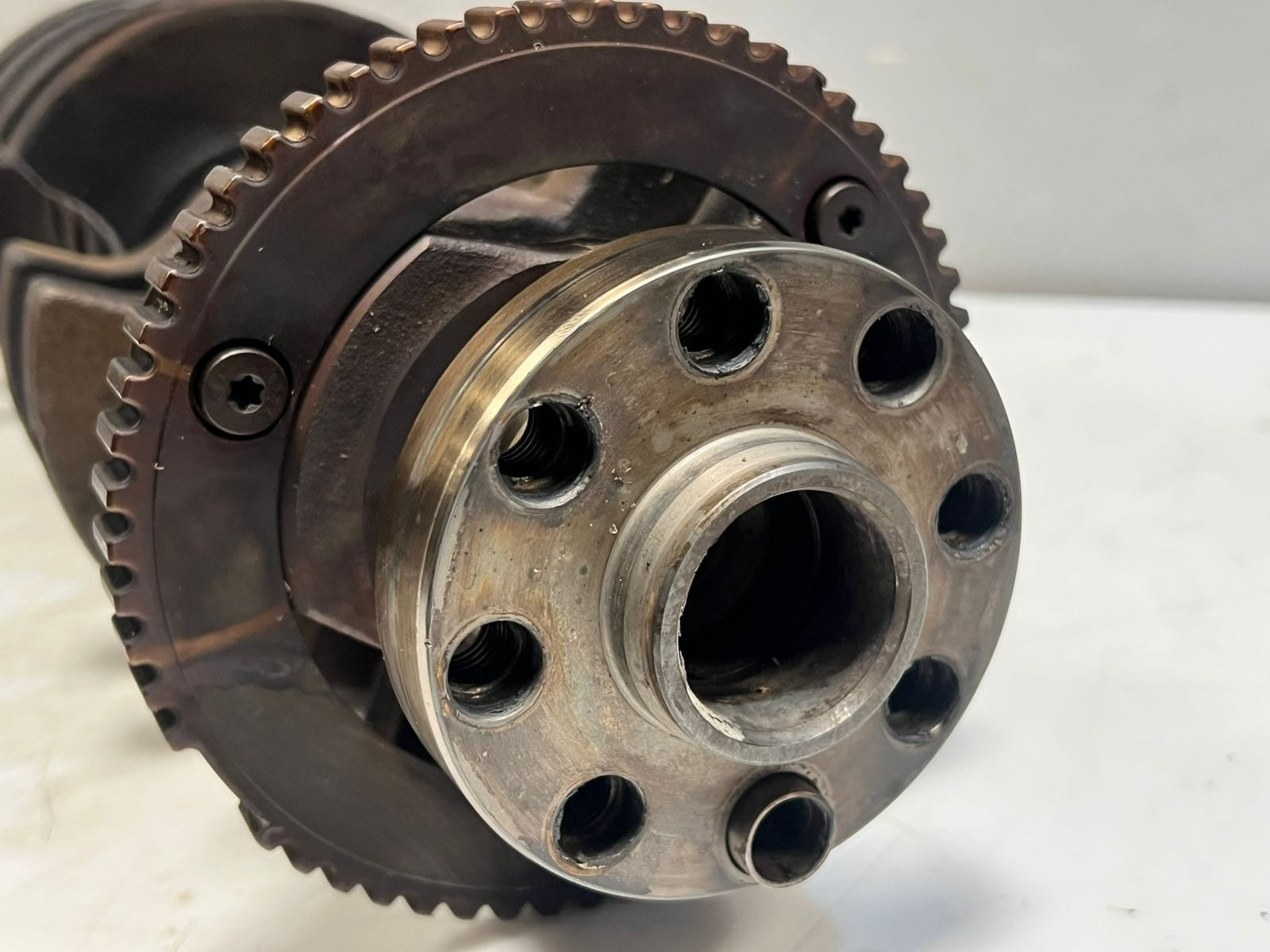 2002 BMW 320i 5 Series E39, E60, E61 M54B22 2.2 170HP Crankshaft 1437581 OEM