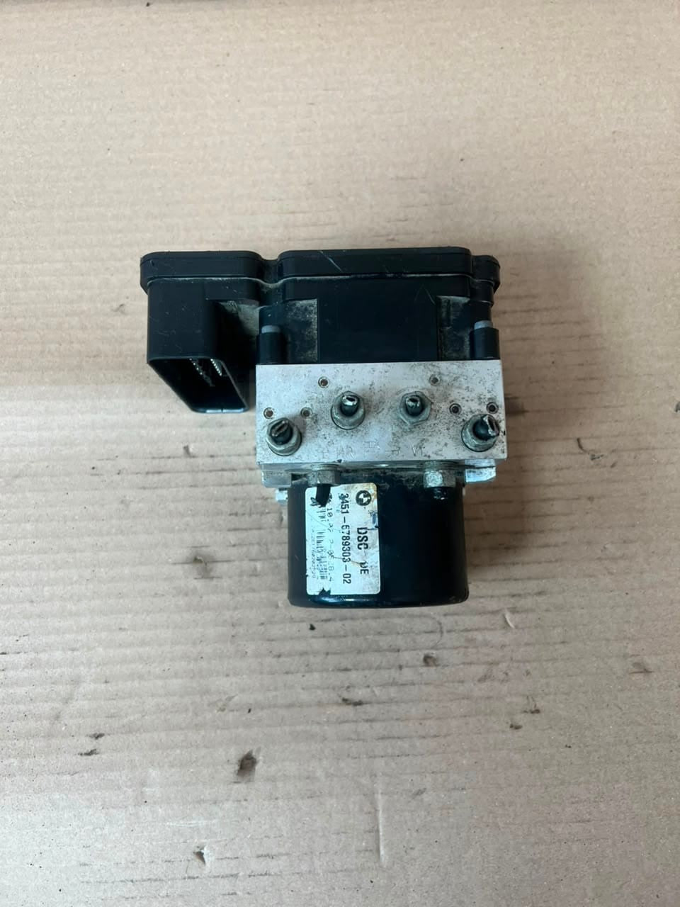 2009-2013 BMW 3 Series E90, E91, E92, E93 328i Abs Brake Pump Module 6789304