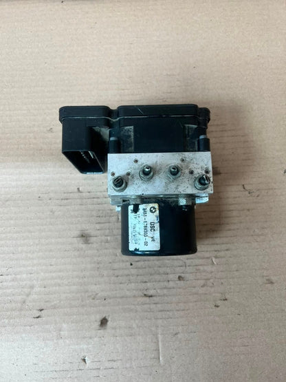 2009-2013 BMW 3 Series E90, E91, E92, E93 328i Abs Brake Pump Module 6789304