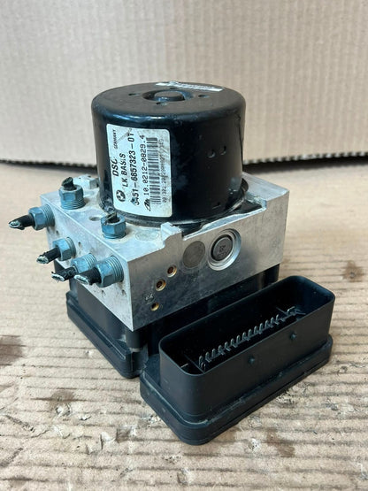 BMW 1 Series F20 F21 3 Series E90 E91 F30 ABS Pump Control Module 6857323 