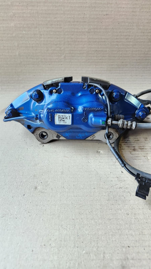 BMW Front Brake Caliper 688562603 3 Serie G20 G21 and 4 Series G22 G23 G24 G26  