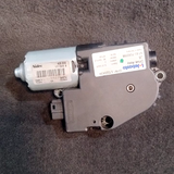 BMW E90/E92 F10 SUNROOF SLIDING/TILTING MOTOR OEM P/N 7193398
