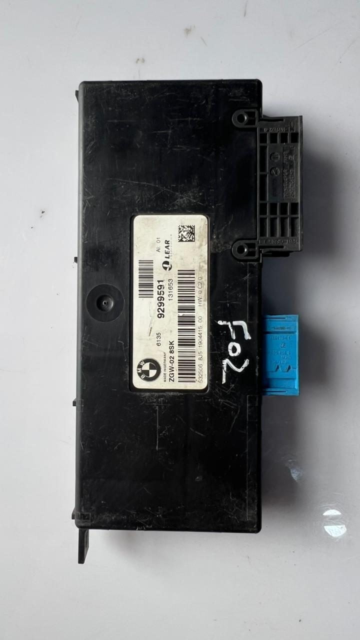 2013-2015 BMW 750i Central Gateway Module 9299591 F01, F02, F03, F06, F07, F10, 