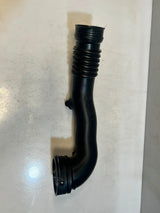 2016-2018 BMW X5 X6 F15 F10 F11 640i Air Intake DUCT Hose 8626487 OEM