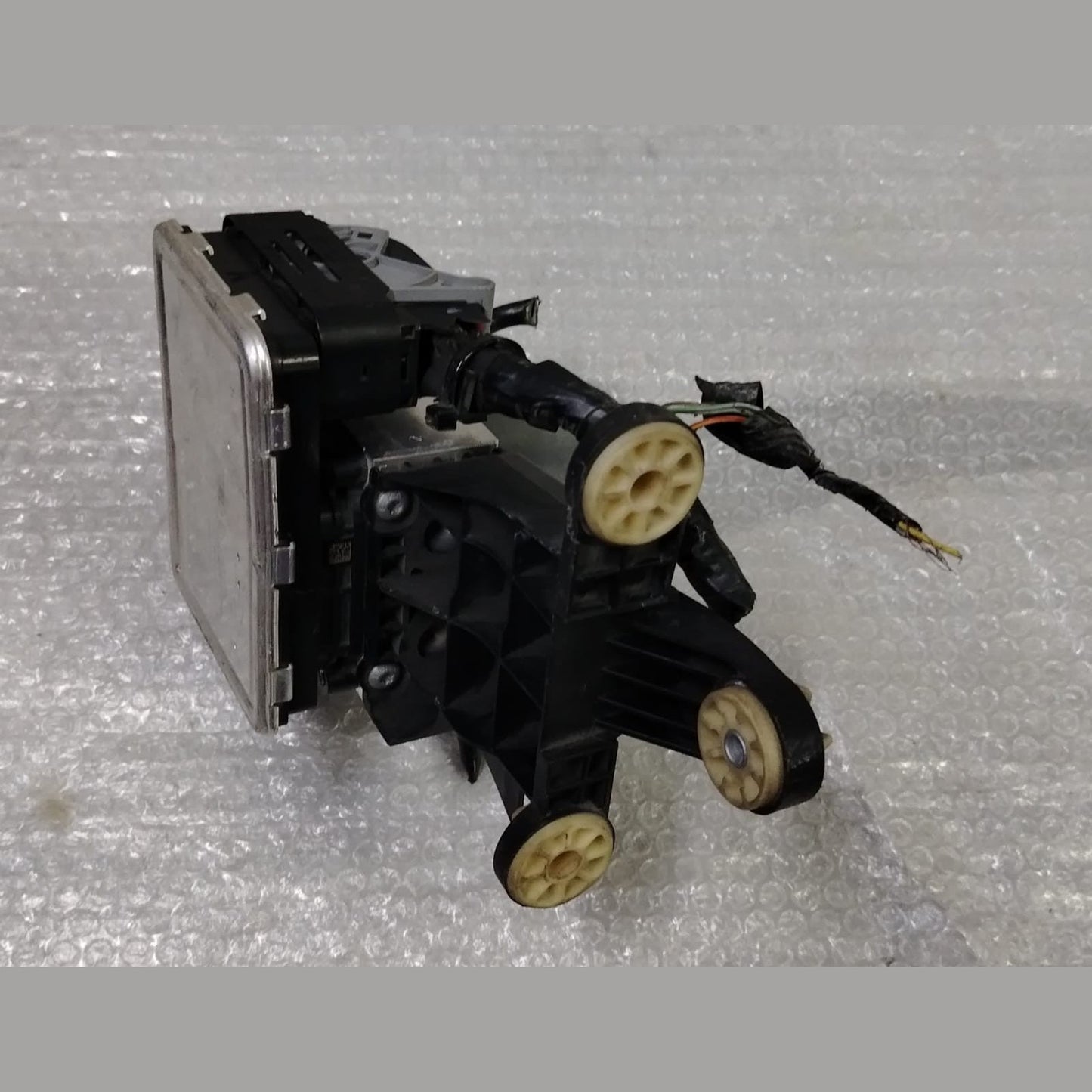 OEM BMW G20 G23 G42 ABS Anti Lock Brake System Dynamic Actuator Module 5A52986