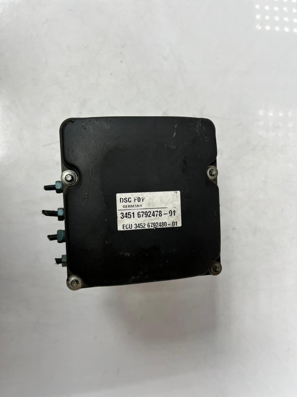 OEM BMW 7 SERIES F01 F02 730D F10 N57 ABS Pump Brake Control Unit 6792478 Bosch