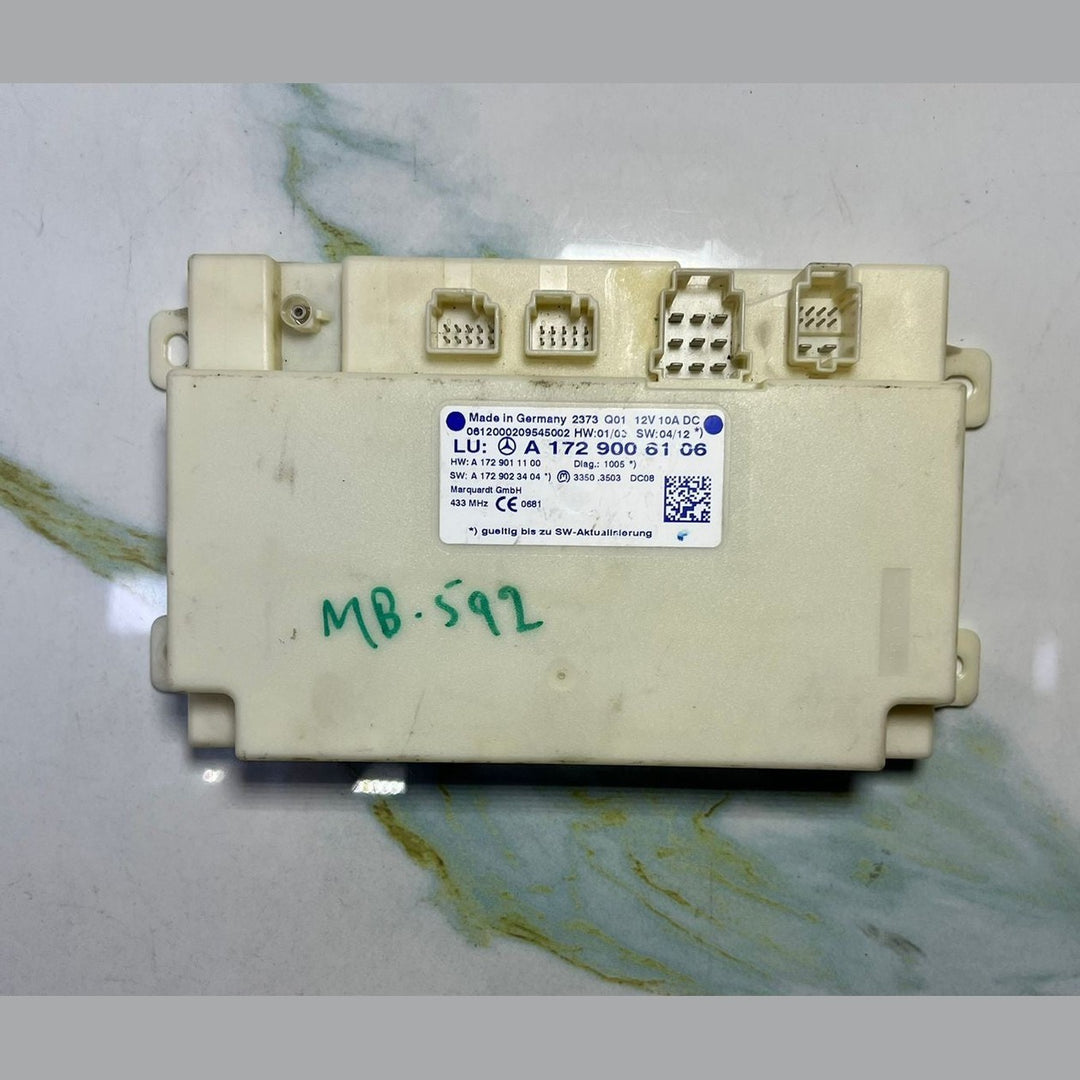 Mercedes W204 C-Class C350 C300 Keyless Go Entry Control Module A172 9006106 OEM
