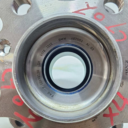 OEM BMW G20, G21, G30, G31, G38, G01 Wheel Hub With Bearing 6871193