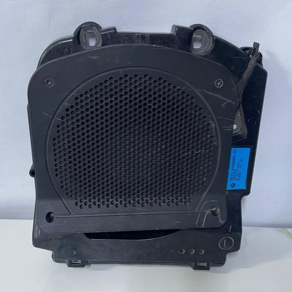 OEM BMW 528i 535i 550i Left Central HiFi Subwoofer 9169685
