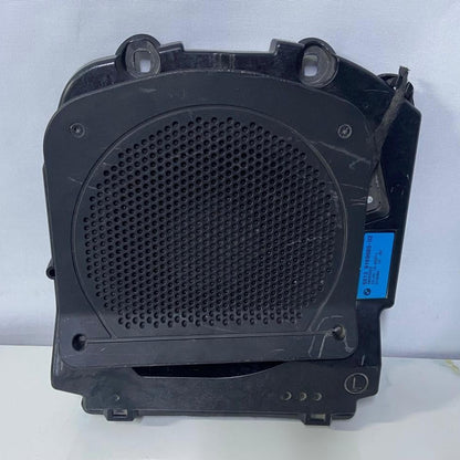 OEM BMW 528i 535i 550i Left Central HiFi Subwoofer 9169685