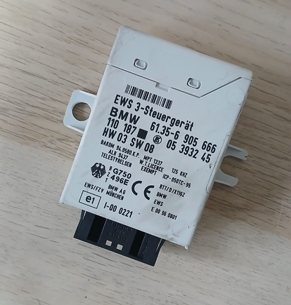BMW E46 / E39 / E53 X5 – Engine ECU / DME with Key – 7530854