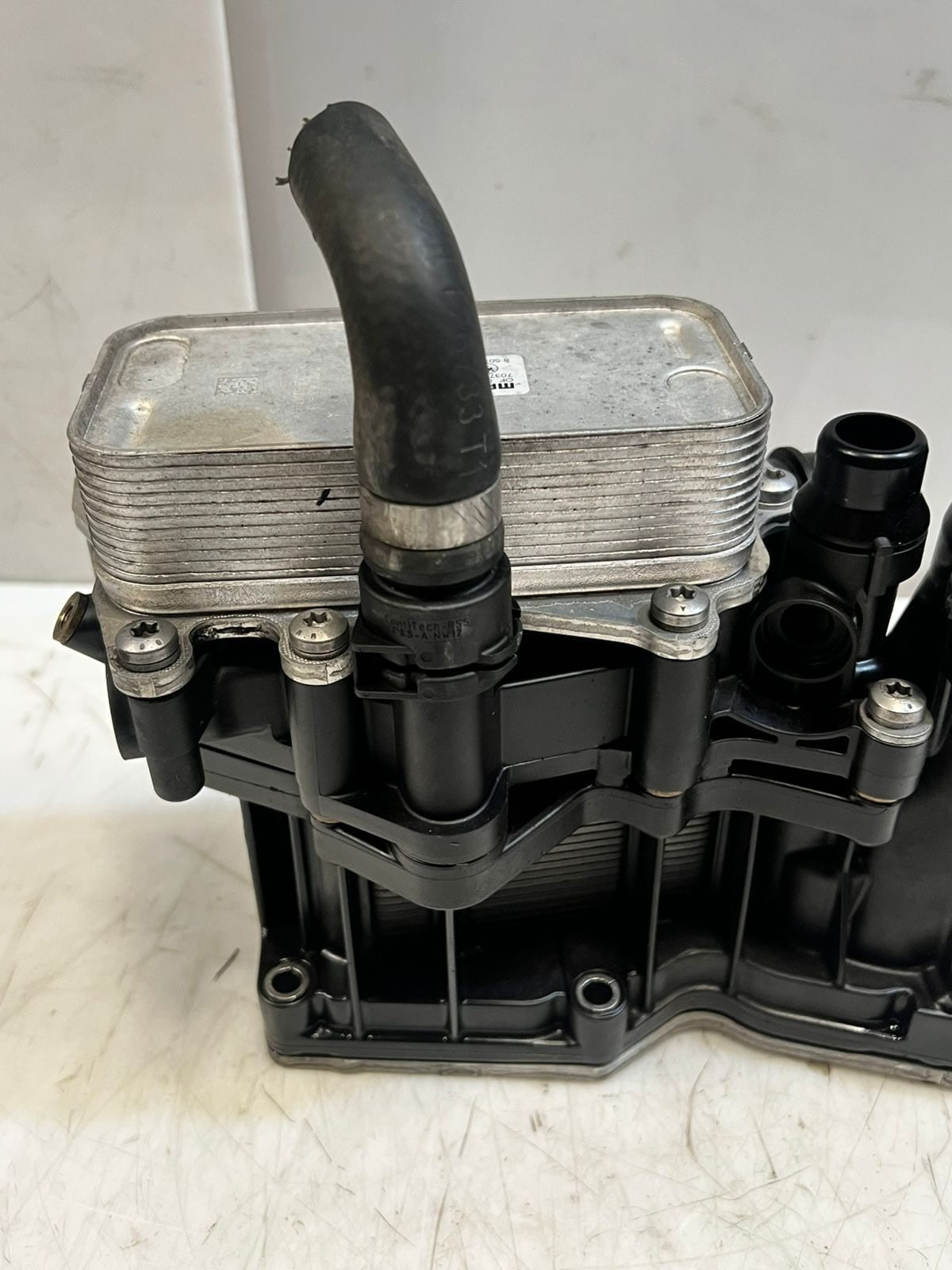 2014-2018 BMW 5 Series F10 F11 328d xDrive Engine Oil Cooler 8507627 OEM
