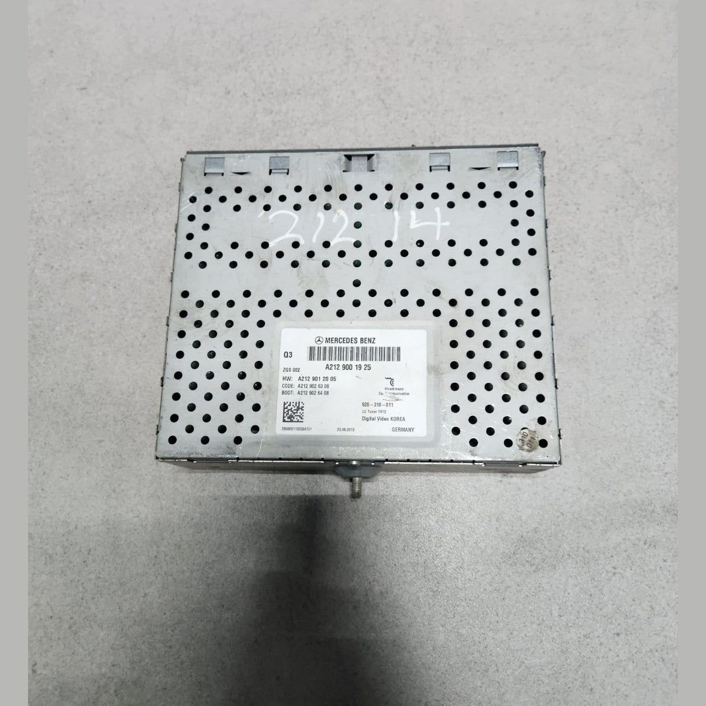 Benz Tv Tuner A2129001925 E-Class W212 S212 and CLS-Class C218