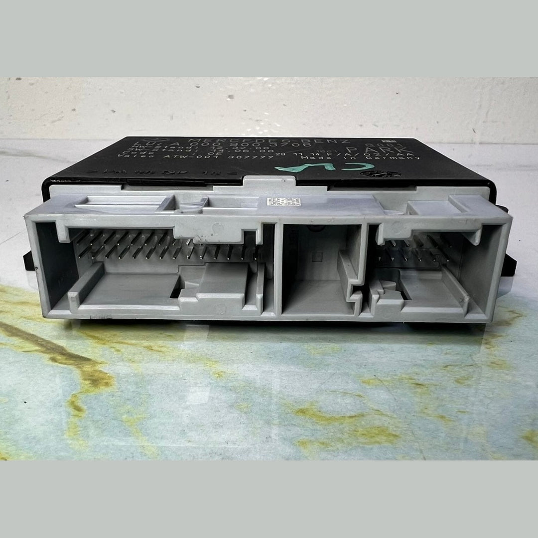 14-16 Mercedes E350 Parking Distance Control Module A0009003706  W212 W213 W205