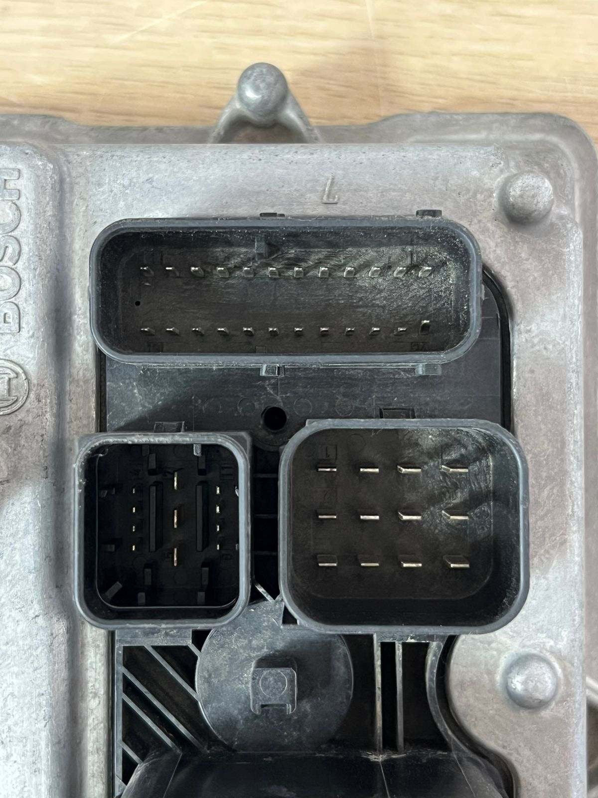 BMW 7 Series F02 3.0 V6 740Li N55B30A N55 N55B30 BODY Control Unit 8641402